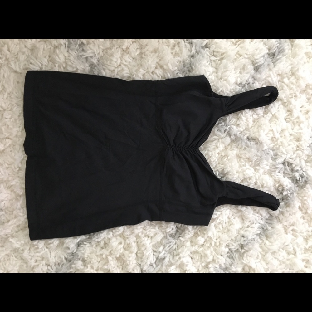 Adorable Sweetheart Lululemon Top!!